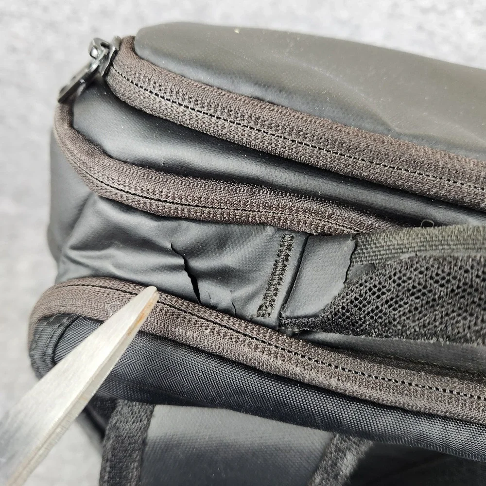 North Face Kaban Transit Backpack Black 25L Laptop Travel Bag Padded FlexVent